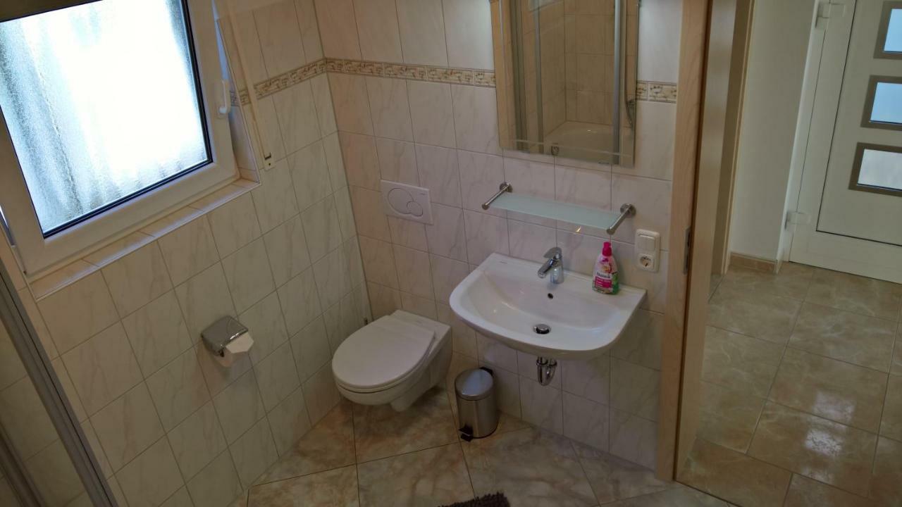 As-Ferienwohnung Korbach Esterno foto